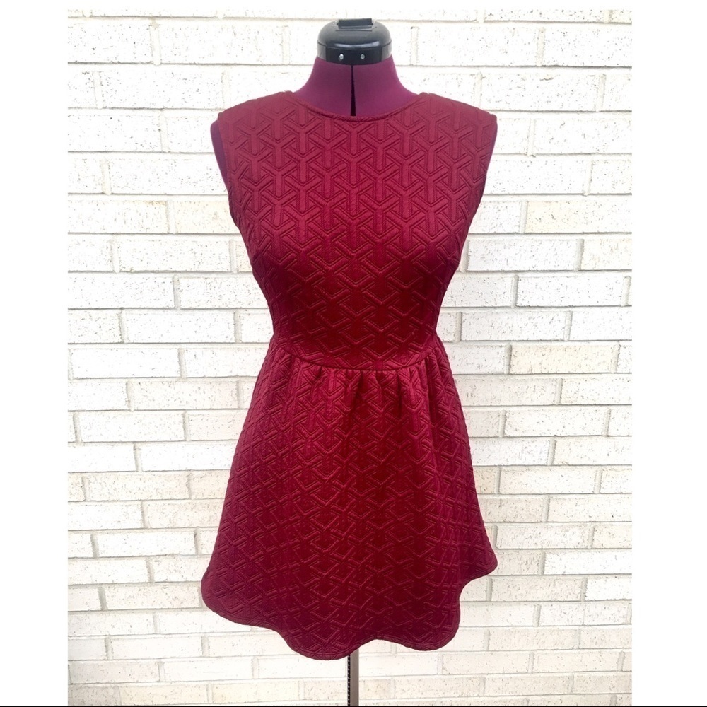 Forever 21 Dress Size Medium Skater Burgundy Wine Red Quilted